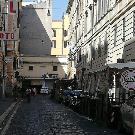 Signorina In Rome Vandrehjem Eksteriør billede
