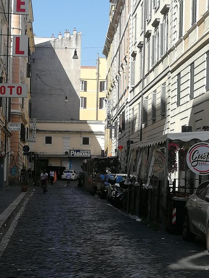 Signorina In Rome Vandrehjem Eksteriør billede